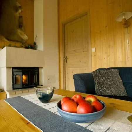 Orman Evi Jolsterlia Hyttetun *