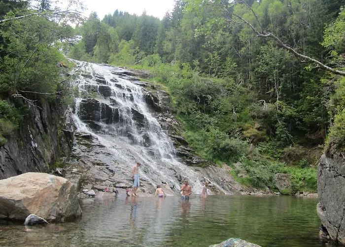 Jolsterlia Hyttetun אכסניה *