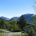 Jolsterlia Hyttetun * Årdal